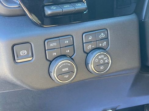 New 2025 Chevrolet Silverado 1500 High Country w/ High Country Premium Package AWD/4WD image 14