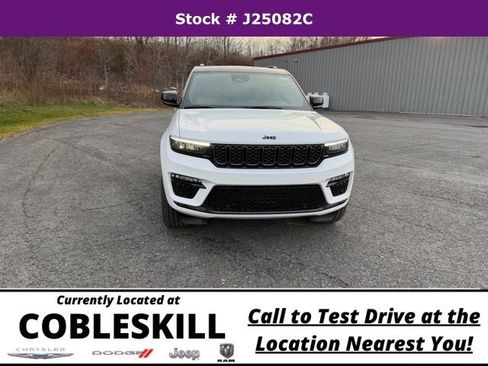 New 2025 Jeep Grand Cherokee Summit w/ Obsidian Package AWD/4WD image 2