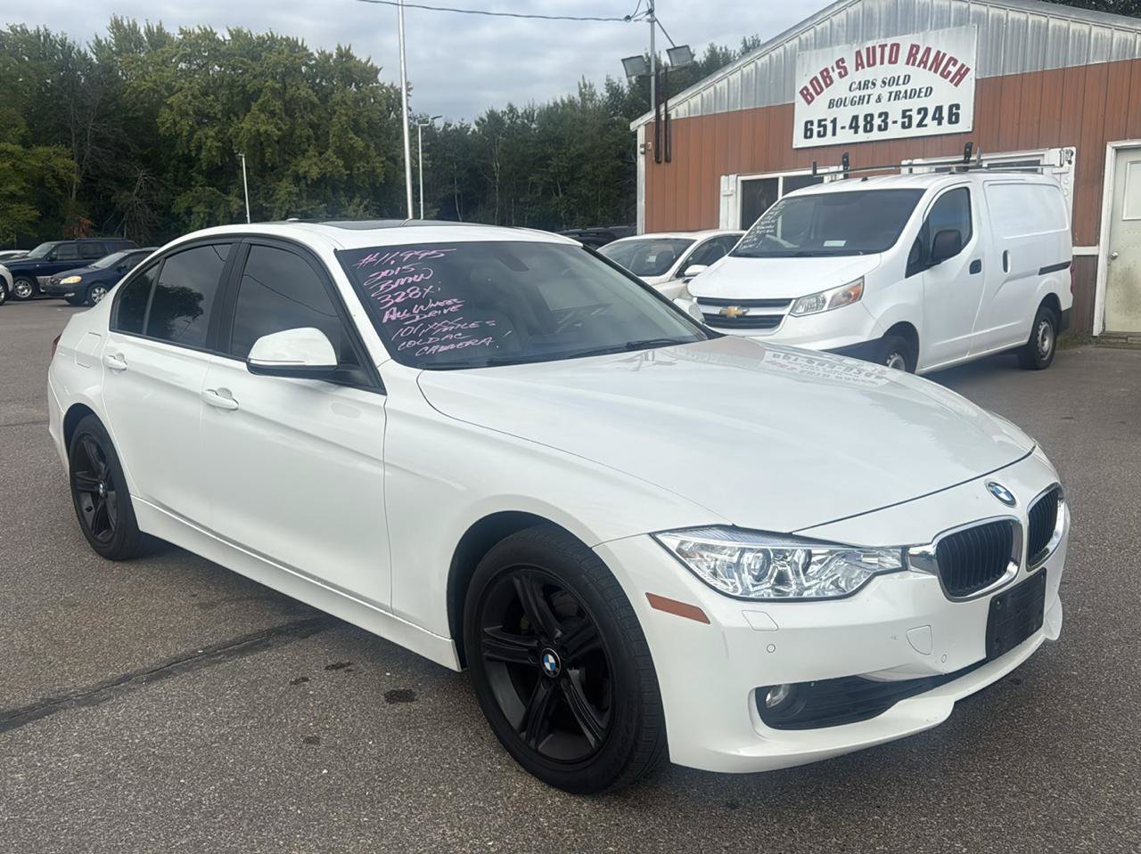 Used 2015 BMW 328i xDrive Sedan AWD/4WD image 3
