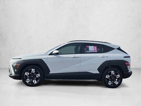 Used 2024 Hyundai Kona SEL image 8