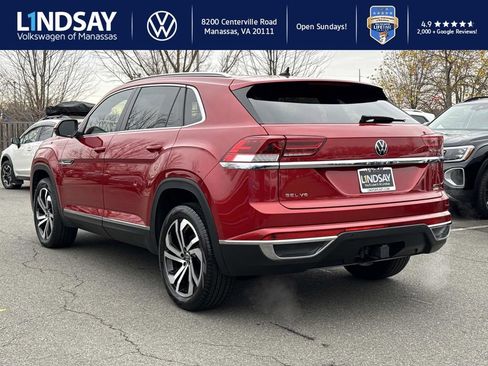 Used 2022 Volkswagen Atlas Cross Sport SEL image 4