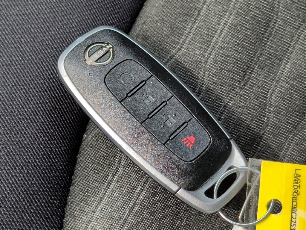 Used 2024 Nissan Pathfinder SV AWD/4WD image 39