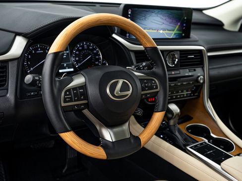 Used 2022 Lexus RX 350 w/ Premium Package image 10