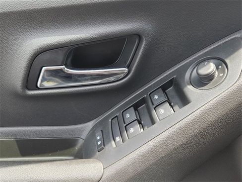 Used 2020 Chevrolet Trax LS image 16