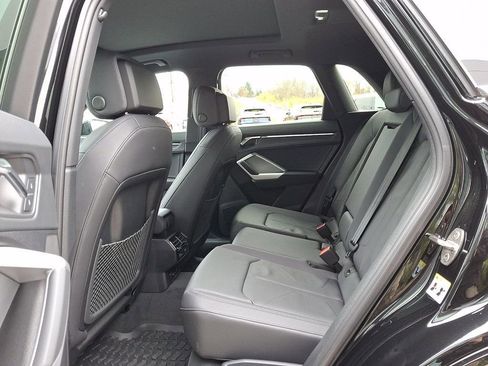 Certified 2025 Audi Q3 2.0T Premium Plus w/ Premium Plus Package image 10