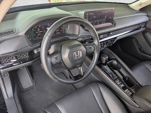 Used 2024 Honda Accord EX-L image 10