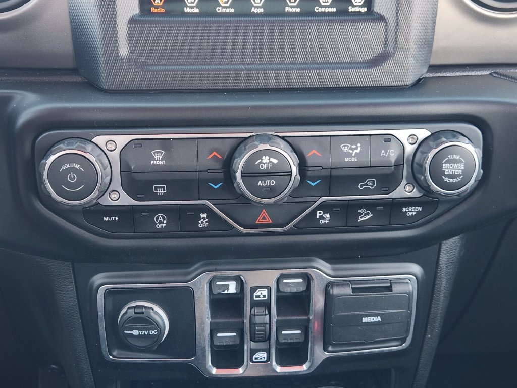 Used 2020 Jeep Wrangler Unlimited Sport S AWD/4WD image 19