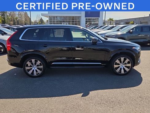Certified 2025 Volvo XC90 T8 Ultra AWD/4WD image 9