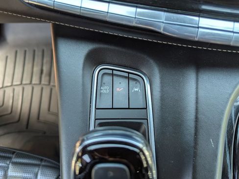 Used 2023 Cadillac Escalade V AWD/4WD image 29