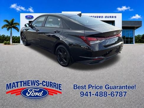 Used 2023 Hyundai Elantra SEL FWD image 6