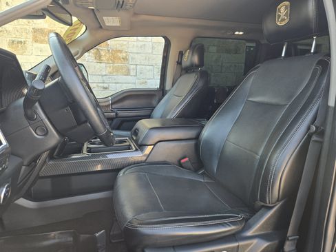 Used 2017 Ford F350 Lariat w/ Lariat Ultimate Package AWD/4WD image 5