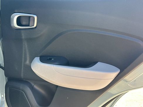 New 2026 Hyundai Venue SEL FWD image 17