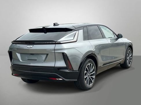 New 2026 Cadillac Lyriq Premium Sport w/ LPO, Floor Liner Package AWD/4WD image 14