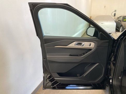 New 2026 Ford Explorer Active w/ Active Comfort Package image 16