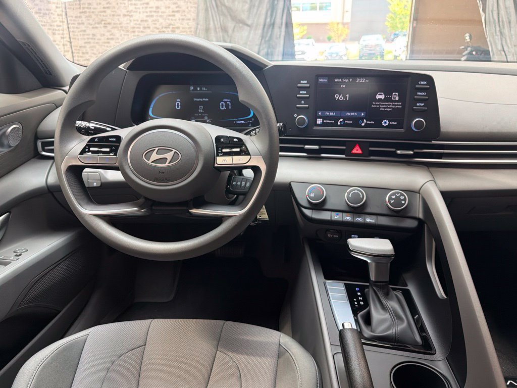 New 2026 Hyundai Elantra SE FWD image 15