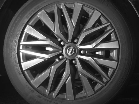 Used 2025 Nissan Altima 2.5 SV image 13