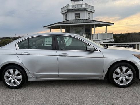 Used 2009 Honda Accord EX-L image 4