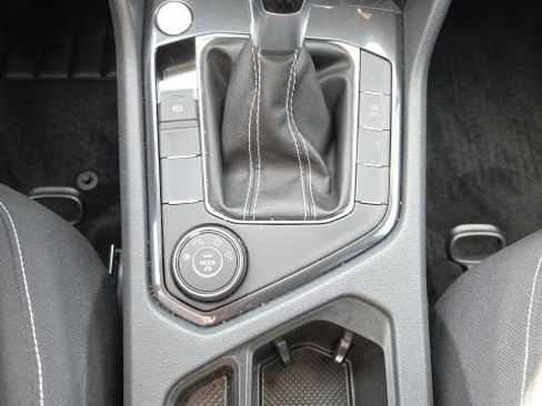 Certified 2024 Volkswagen Tiguan S AWD/4WD image 21