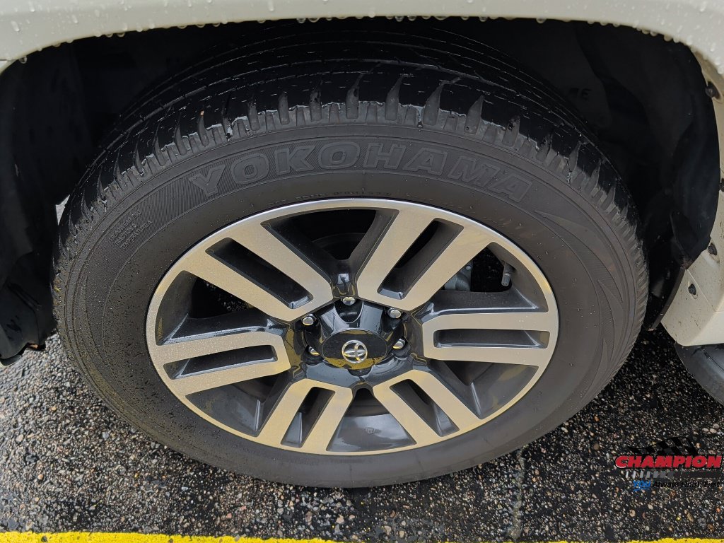 Used 2023 Toyota 4Runner Limited AWD/4WD image 11