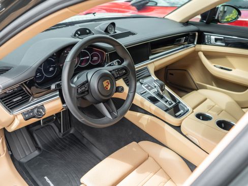Used 2022 Porsche Panamera 4S AWD/4WD image 8