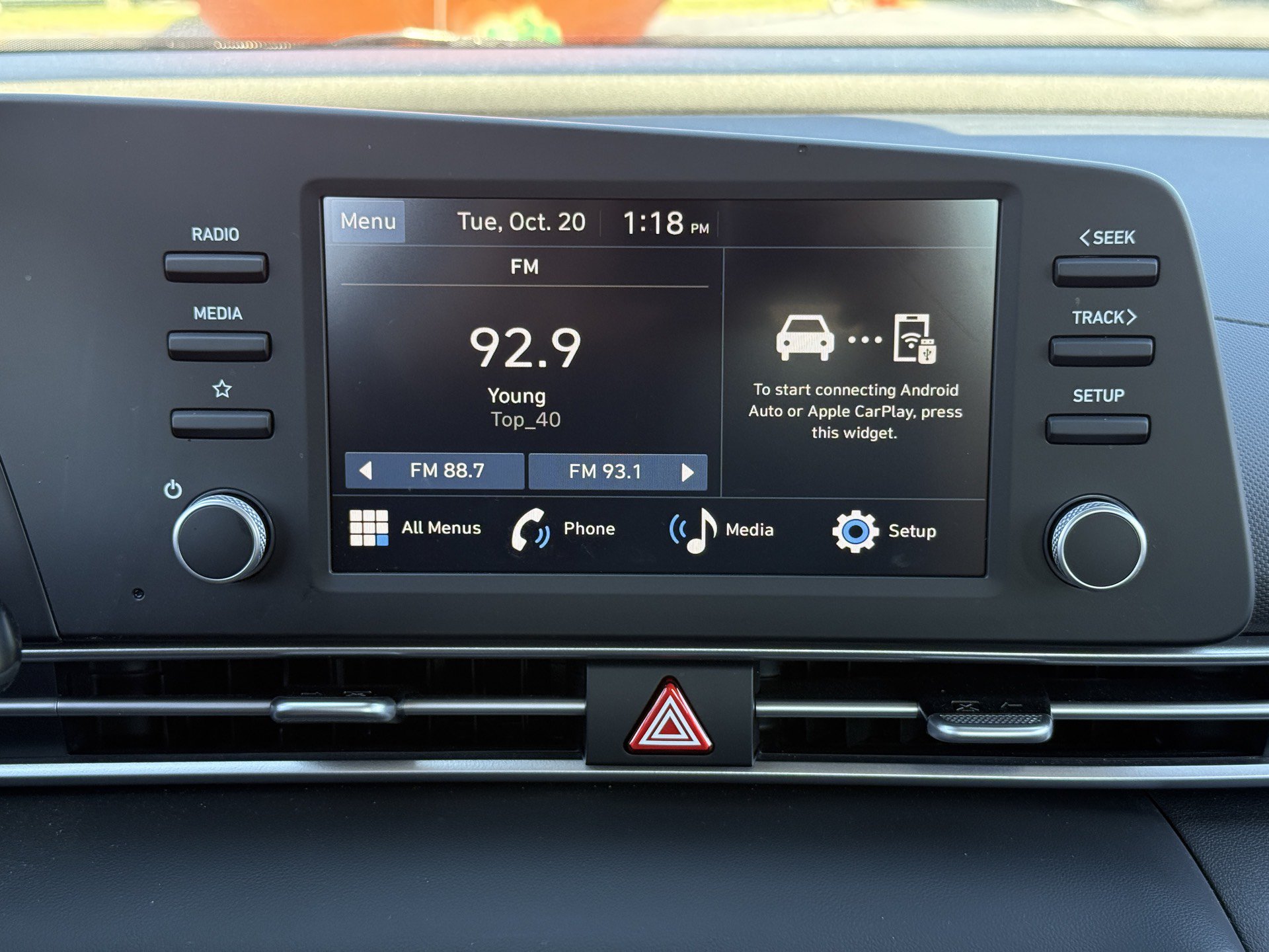 Used 2025 Hyundai Elantra SE FWD image 14