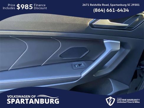 Used 2023 Volkswagen Tiguan SE image 14