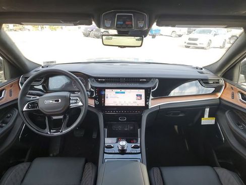 New 2026 Jeep Grand Cherokee Summit w/ Obsidian Package image 23