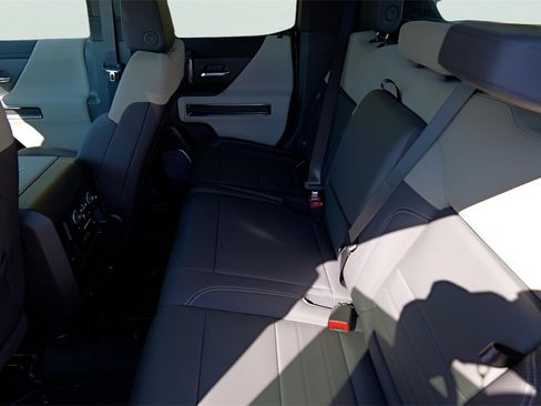 New 2026 GMC Hummer EV 4x4 Crew Cab image 20