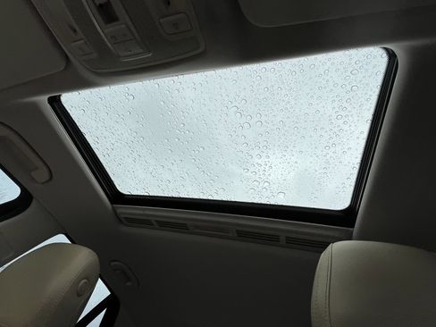 Certified 2017 Mercedes-Benz GLE 350 image 29