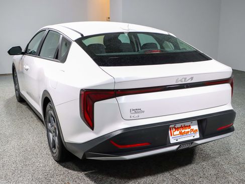 Used 2025 Kia K4 FWD image 9