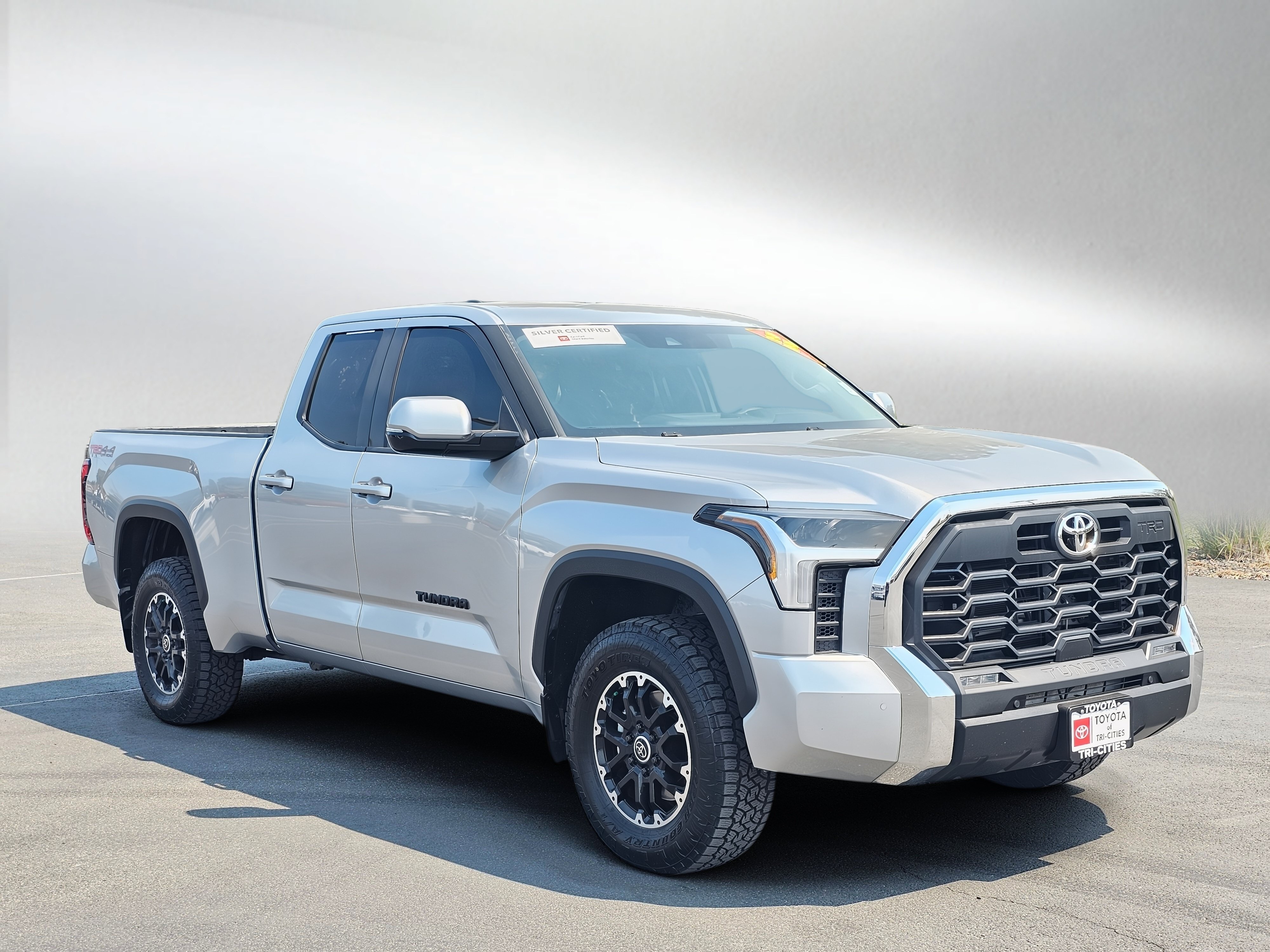 Certified 2022 Toyota Tundra SR5 w/ TRD Off-Road Package AWD/4WD image 7