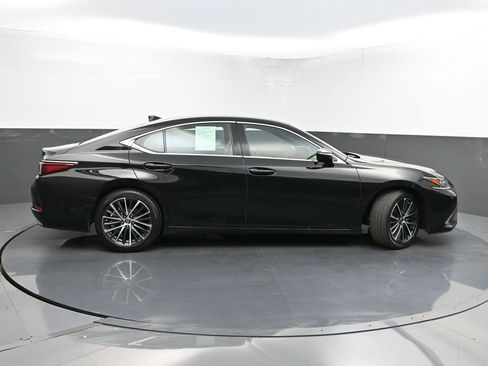 Used 2024 Lexus ES 350 w/ Premium Package image 46