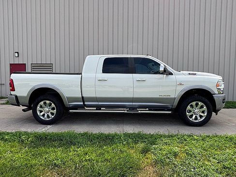 Used 2022 RAM 3500 Laramie w/ Safety Group B AWD/4WD image 4