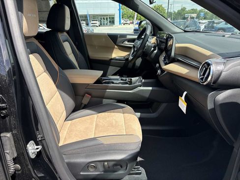 New 2026 Chevrolet Equinox ACTIV w/ Convenience Package III AWD/4WD image 27