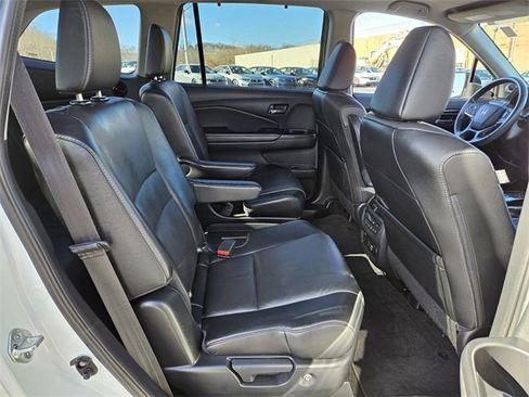 Used 2022 Honda Pilot Touring image 15