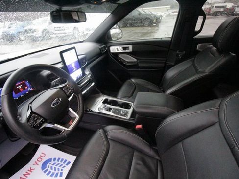 Used 2022 Ford Explorer ST w/ Equipment Group 401A image 7