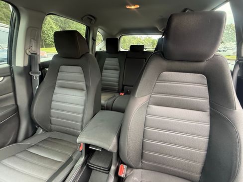 Used 2020 Honda CR-V LX image 7