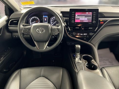 Used 2022 Toyota Camry SE image 23