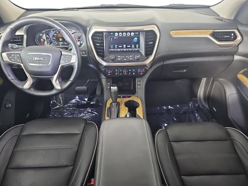 Used 2018 GMC Acadia Denali w/ Technology Package AWD/4WD image 11