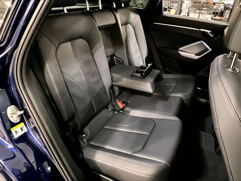 Certified 2025 Audi Q3 2.0T Premium w/ Convenience Package image 20