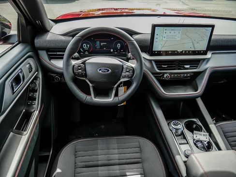 New 2026 Ford Explorer ST-Line w/ ST-Line Street Pack AWD/4WD image 34