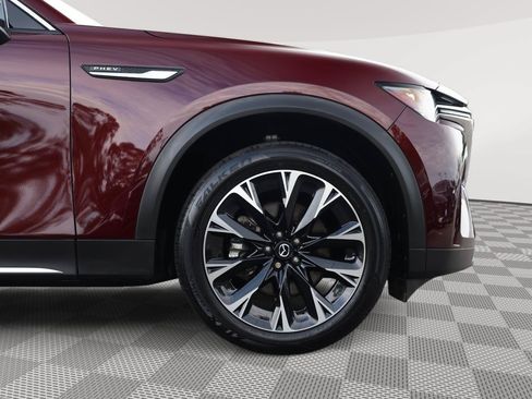 Used 2024 MAZDA CX-90 Plug-In Hybrid w/ Premium Plus AWD/4WD image 9