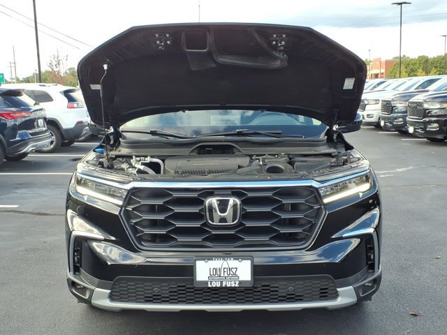 Used 2025 Honda Pilot EX-L image 33