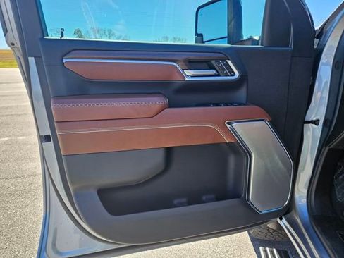 New 2026 GMC Sierra 2500 Denali Ultimate image 10