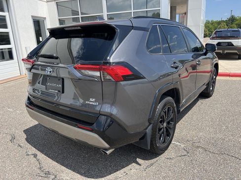 Used 2022 Toyota RAV4 SE AWD/4WD image 26