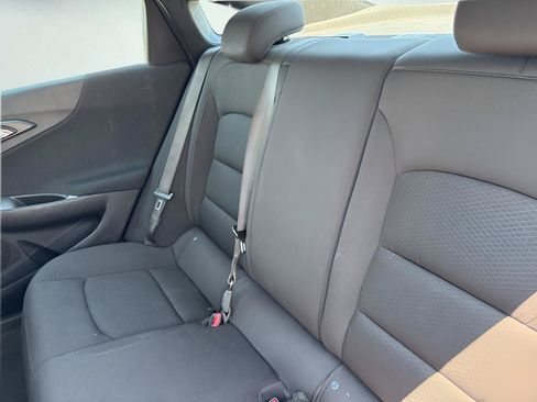 Used 2023 Chevrolet Malibu LS FWD image 14