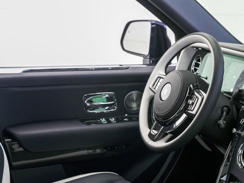 New 2026 Rolls-Royce Cullinan Black Badge image 76