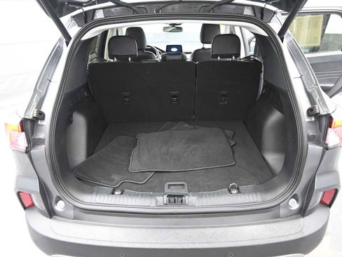 Used 2021 Ford Escape Titanium image 13