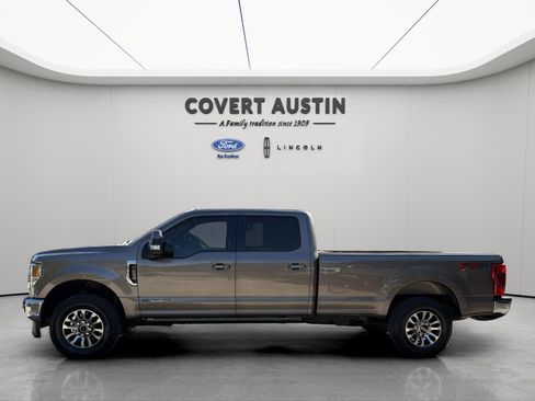 Certified 2022 Ford F250 Lariat w/ Lariat Ultimate Package image 2