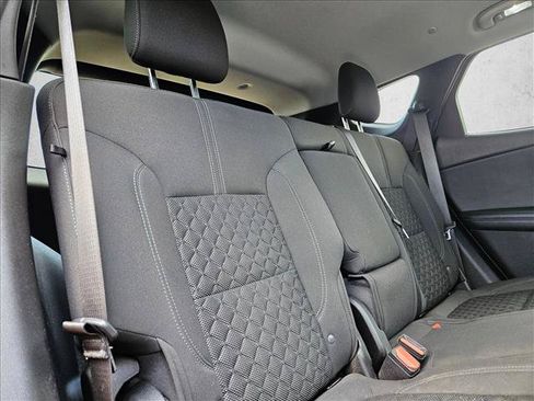 Used 2021 Chevrolet Blazer LT FWD image 19